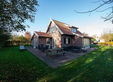 Familiehuis met grote tuin en sauna - 10