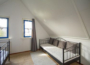Hondvriendelijk huis met omheinde tuin - 16