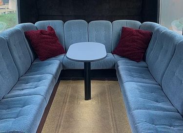 Overnacht in de oude U2 Tourbus - 9