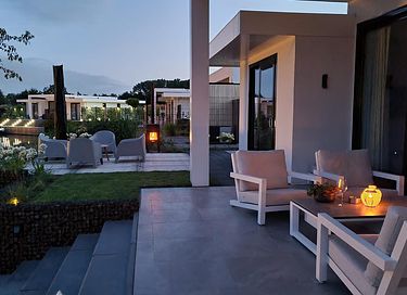 Single-story villa on the waterfront - 3