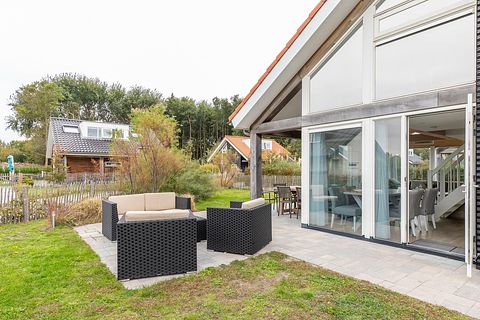 Dog-friendly family home near the sea - 2