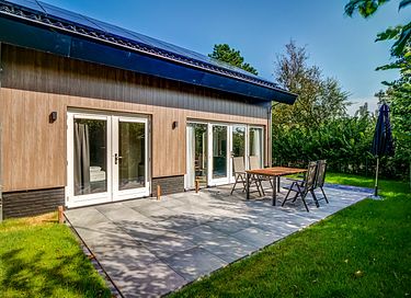 Modern house with bath close to the sea - 3