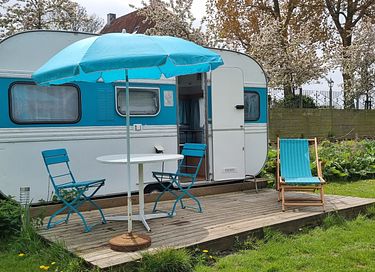 Overnacht in een retro caravan - 11