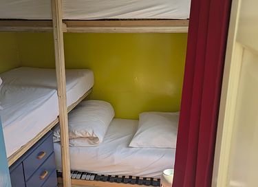 Gemütliches Häuschen (5p) auf grünem Minicampingplatz - 14