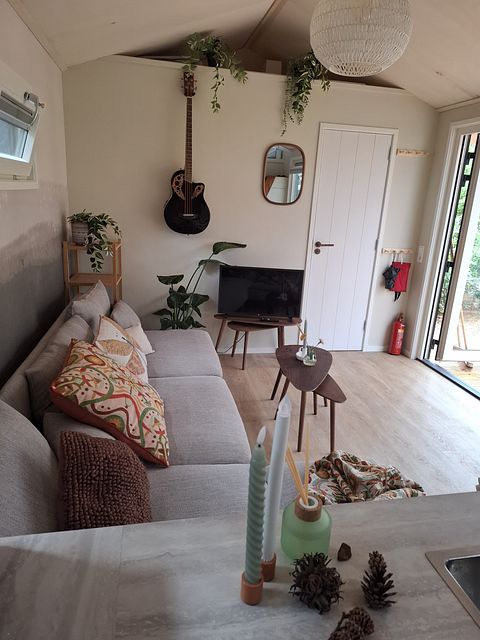 Une tiny house attrayante dans la campagne de Drenthe - 5