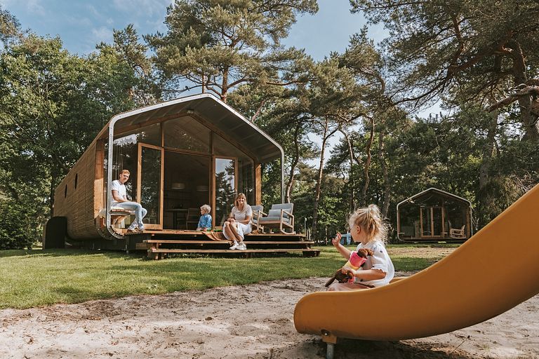 Grande maison enveloppée dans un joli parc de vacances - 1