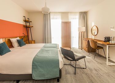 Luxury hotel room with wellness and views - 2