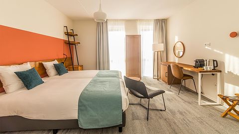 Luxury hotel room with wellness and views - 2