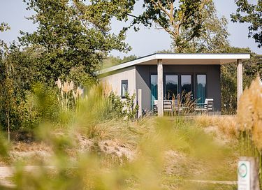 Pavillon pour 4 personnes au bord d'un lac récréatif - 4