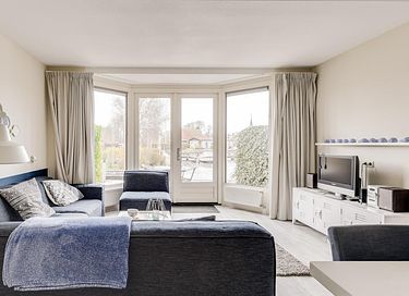 Vakantiewoning (6p) aan haven in Friesland - 3