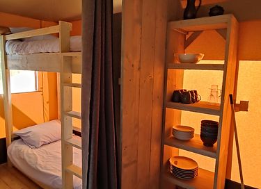Glampingtent (6p) met prachtig uitzicht - 9