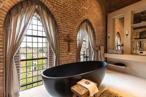 Spend the night in a romantic church tower - 4