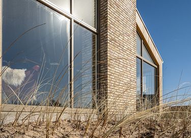 Træferiehus 100 meter fra havet - 2