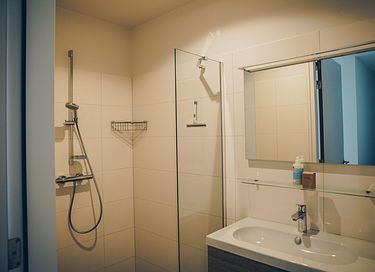 Exclusief genieten in Friesland met uitzicht - 32