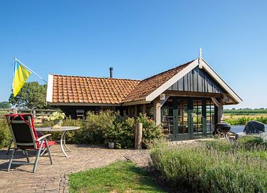 Natur-Ferienhaus mit Garten & Whirlpool - 2