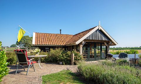Natur-Ferienhaus mit Garten & Whirlpool - 2