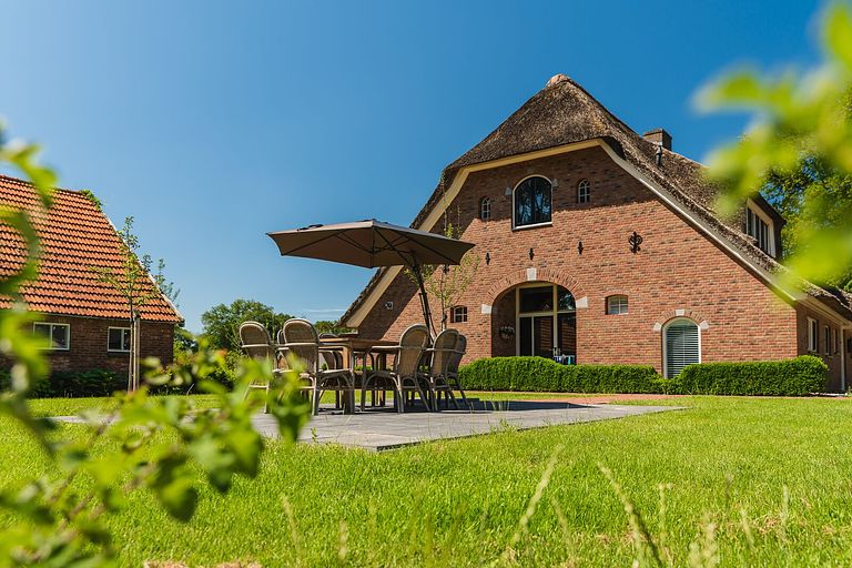 Ferme de vacances spacieuse dans un beau parc - 1