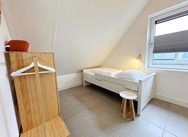 Spacious holiday home near the beach and sea - 18