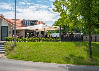 Luxuriöses Ferienhaus direkt am Wasser - 22