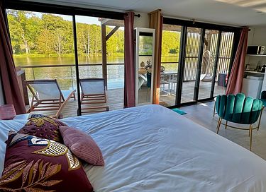 Floating Tiny House in the Champagne region - 9