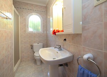 Vakantiehuis dichtbij zee met zwembad - 23