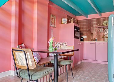 Farbenfrohes Loft mit Palmen in Breda - 16