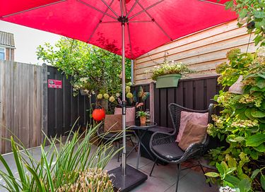 Apartamento con estilo y terraza soleada - 26