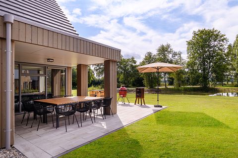 Group accommodation on a park in Drenthe - 2