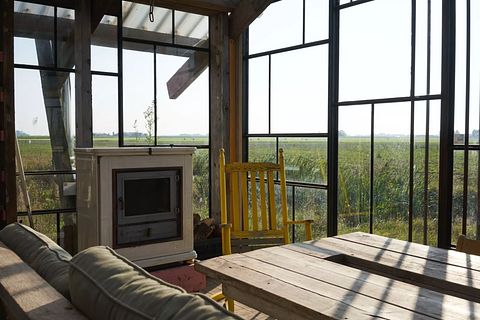 Lodging with a view of the past - 4