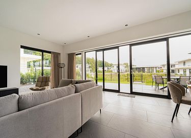 Villa (6p) direct aan het water - 10