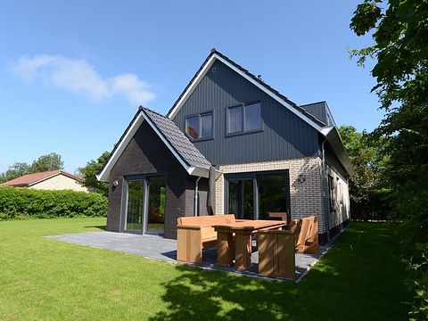 Stylish family house near the sea - 2