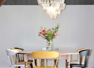 Stimmungsvolle Gruppenunterkunft in grüner Umgebung - 2