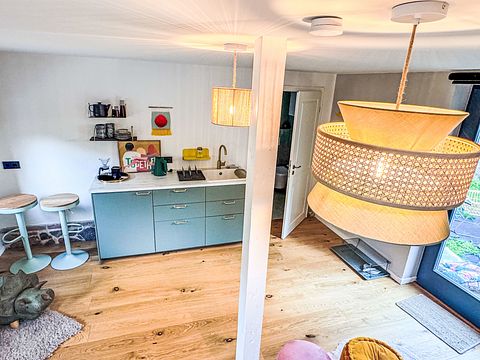 Stijlvol stadsappartement met knusse tuin - 3