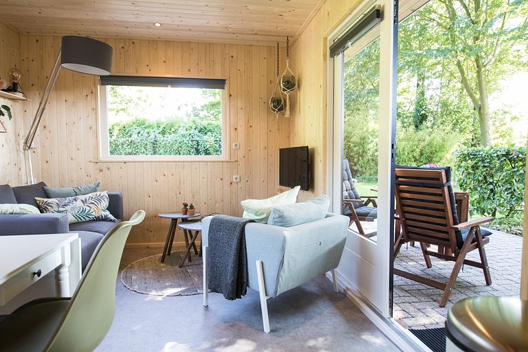 Spend the night in a tiny house with sauna! - 1