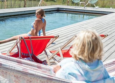 tiny house au bord de l'eau avec bain à remous privé - 15
