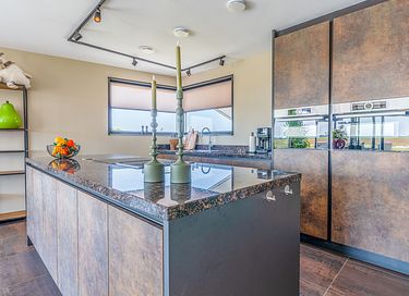 Luxury nature villa with panoramic views - 9