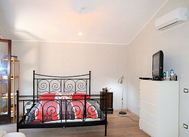 Leuke villa met zwembad en terras - 15
