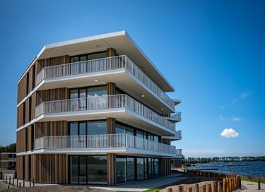 Luxe 6-persoons waterloft  - 24