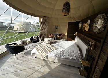 Glamping Dome mit privatem Whirlpool und Aussicht - 8