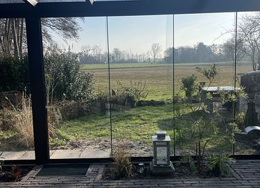 Maison forestière près de la mer avec bain à remous en bois - 5