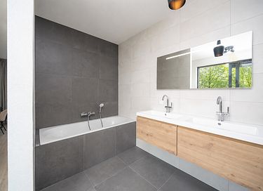 Luxuriöse Villa mit Whirlpool und Sauna - 14