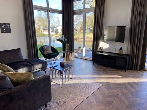 6-persoons vakantiehuis aan het water - 4