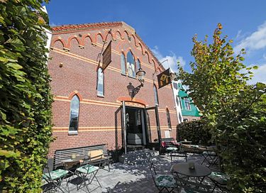 Boutique hotel in voormalige kerk  - 2