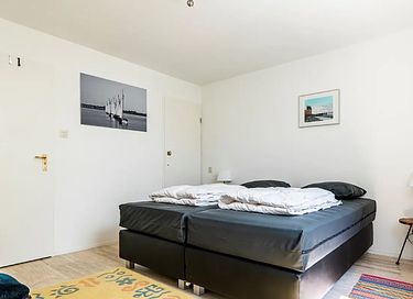 Trois Avenue des Turcs 28 - 14
