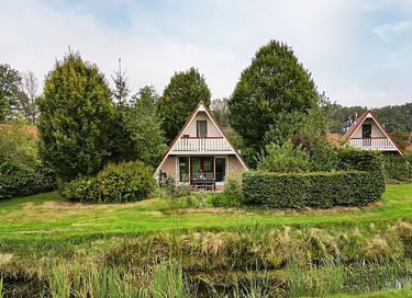 Logement de vacances ensoleillé à Midden-Drenthe - 2