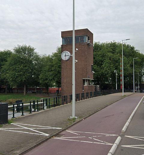 Slapen in het grootste brughuis van Amsterdam - 4