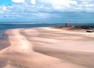 Spacious 10-person wellness villa on Texel - 32