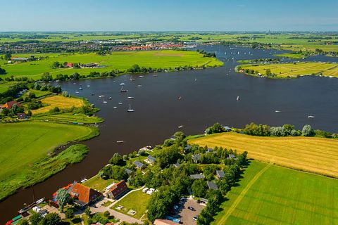 Tiny House in der Nähe eines Sees in Friesland - 3