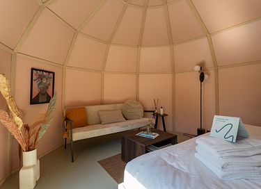 Unique mirror cabin in Zeeland - 19