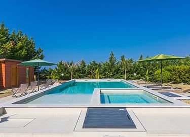 Luxe vakantiehuis met poolhouse  - 7